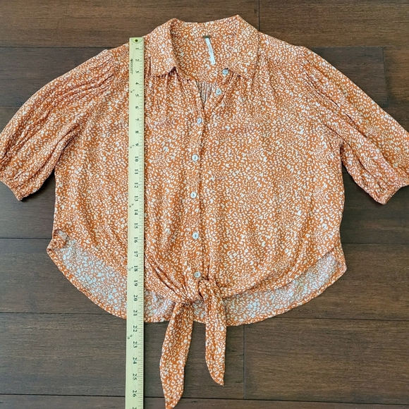 Free People Celia Printed Front-Tie Button Front Top Women's Size S Rust Combo - Picture 12 of 13